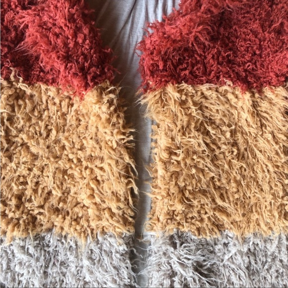 MINKPINK Fuzzy Cozy Jacket - Picture 2 of 7